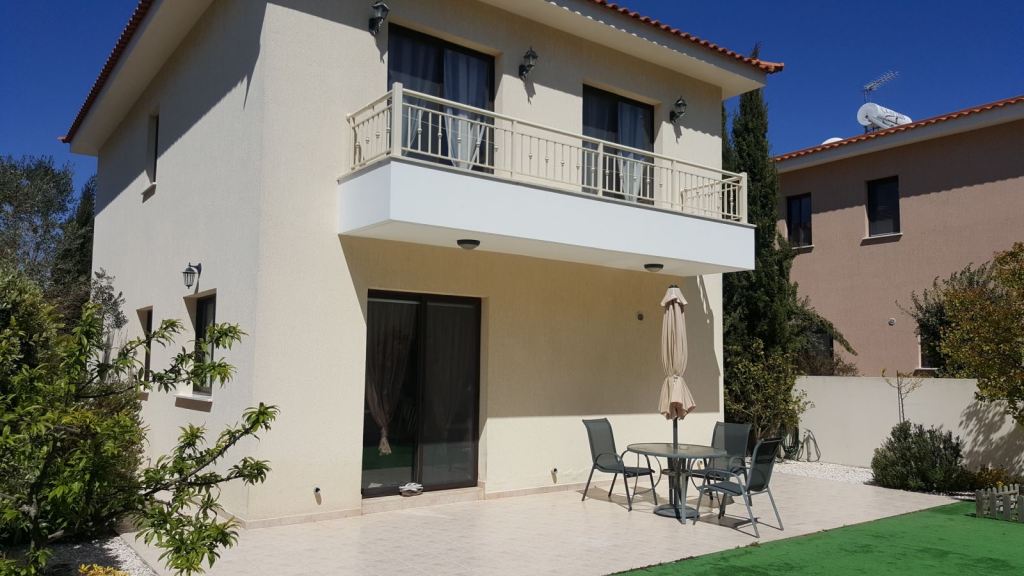 Villa Steller Coral Bay Paphos long term rent Paphos villa rental paphos cyprus